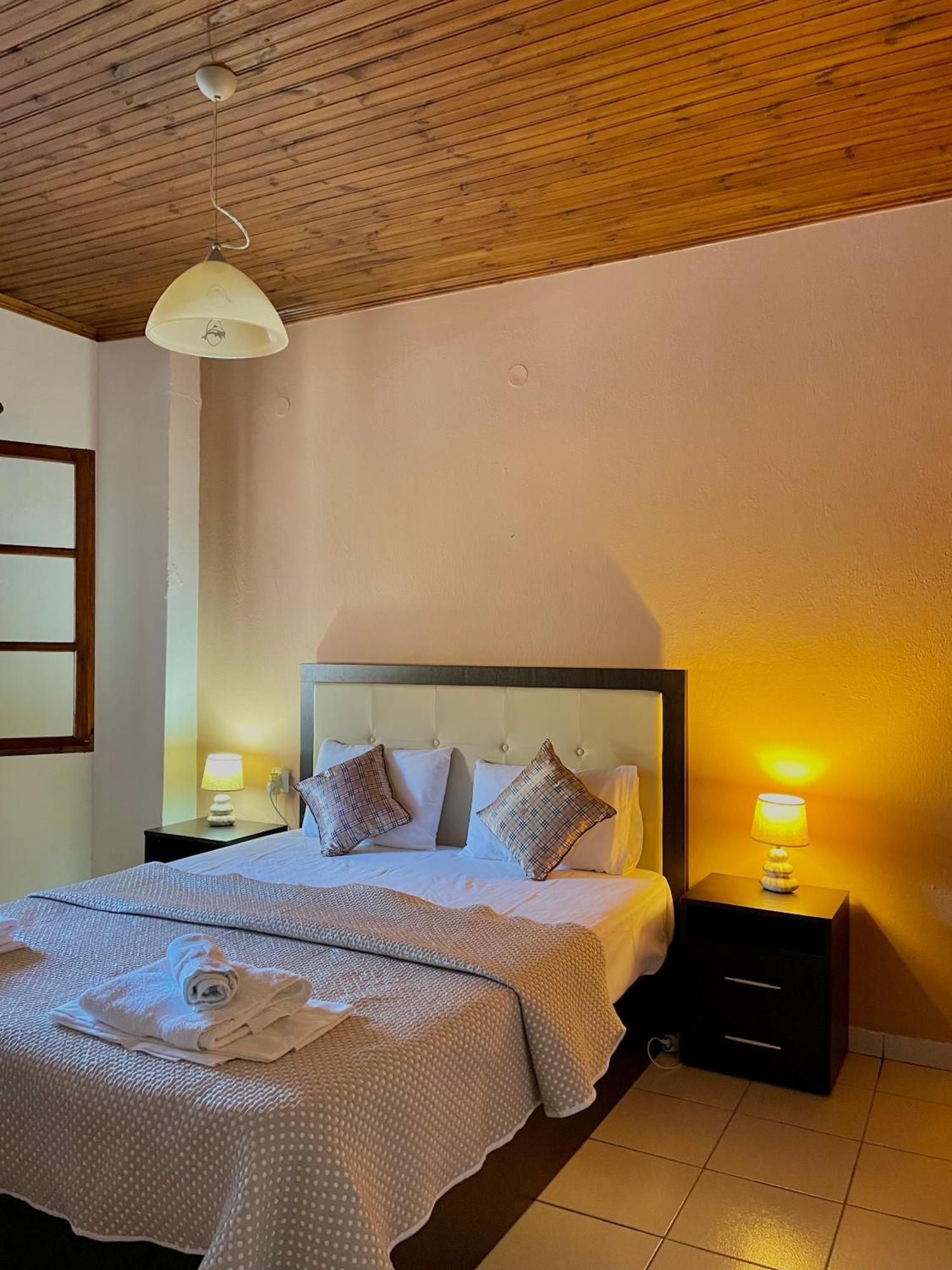 Anna Dani Apartments Vourvourou Luaran gambar