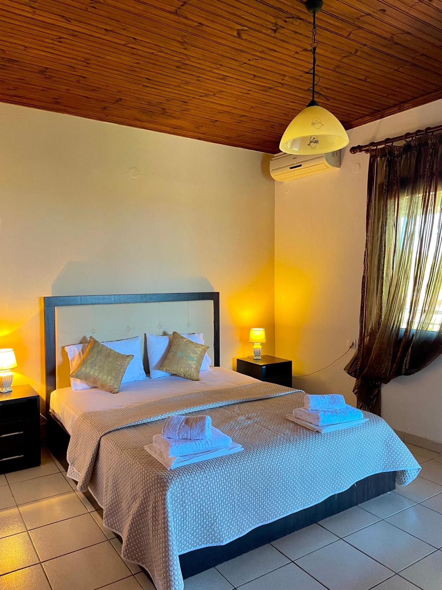 Anna Dani Apartments Vourvourou Luaran gambar